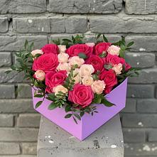 Цветочная композиция из Розы в коробке в Етеревской
