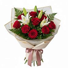 Букет цветов из:  Лилии и Розы в Етеревской