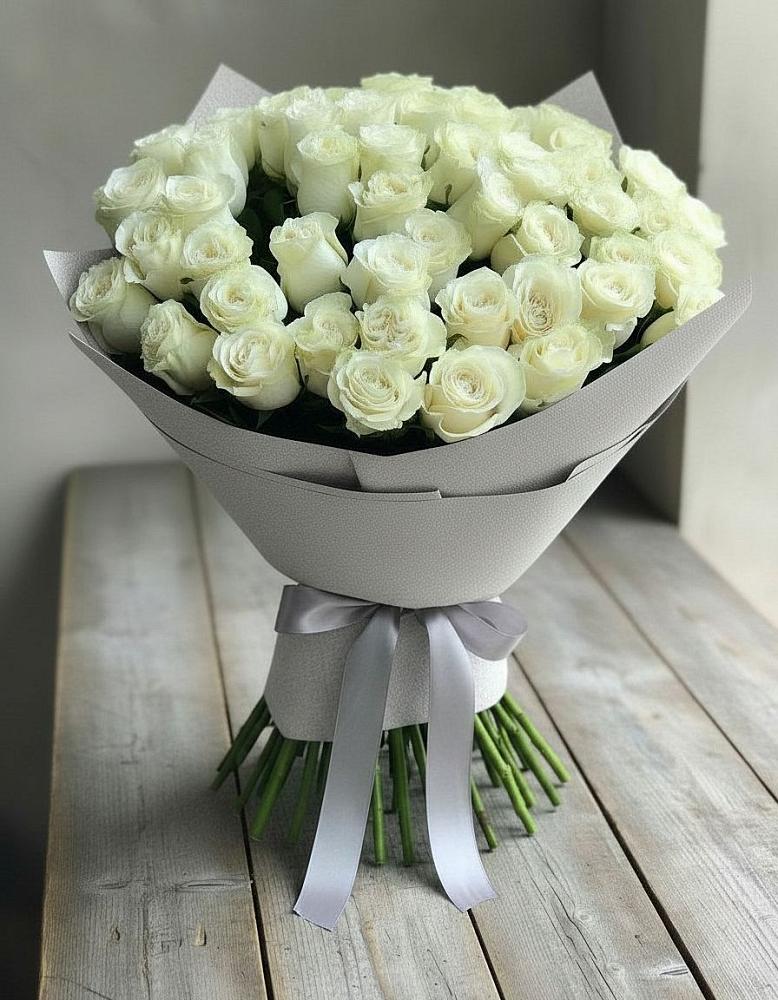 Букет 35 Белых роз в Етеревской