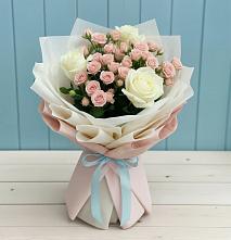 Букет цветов из:  Розы в Етеревской