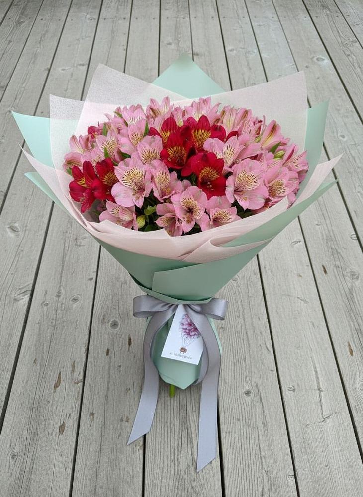 Букет цветов из: Альстромерии в Етеревской