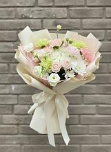 Букет цветов из:  Гвоздики, Розы, Лизиантусы и Хризантемы в Етеревской