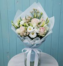 Букет цветов из:  Розы и Лизиантусы #REPLACE_PRED# Етеревской