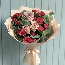 Букет цветов из:  Гвоздики и Розы в Етеревской