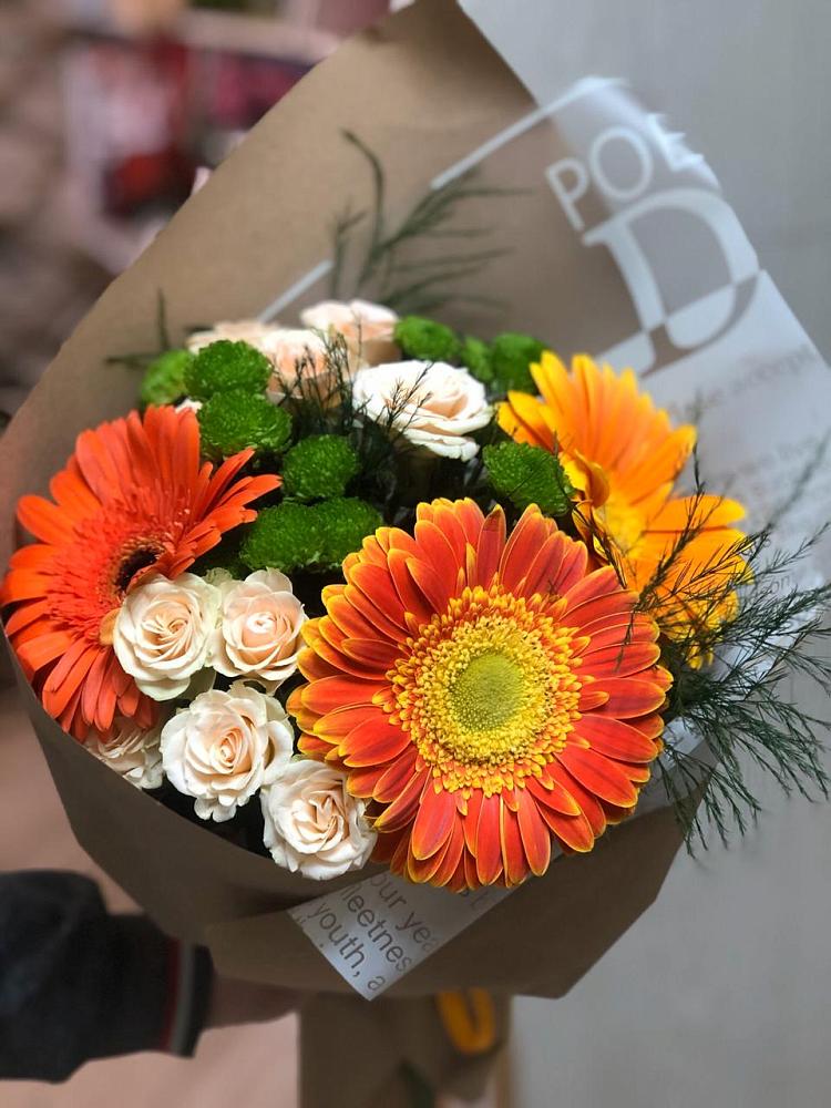 Букет цветов из: Герберы, Хризантемы и Розы в Етеревской