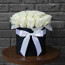 Цветочная композиция из Розы в шляпной коробке в Етеревской